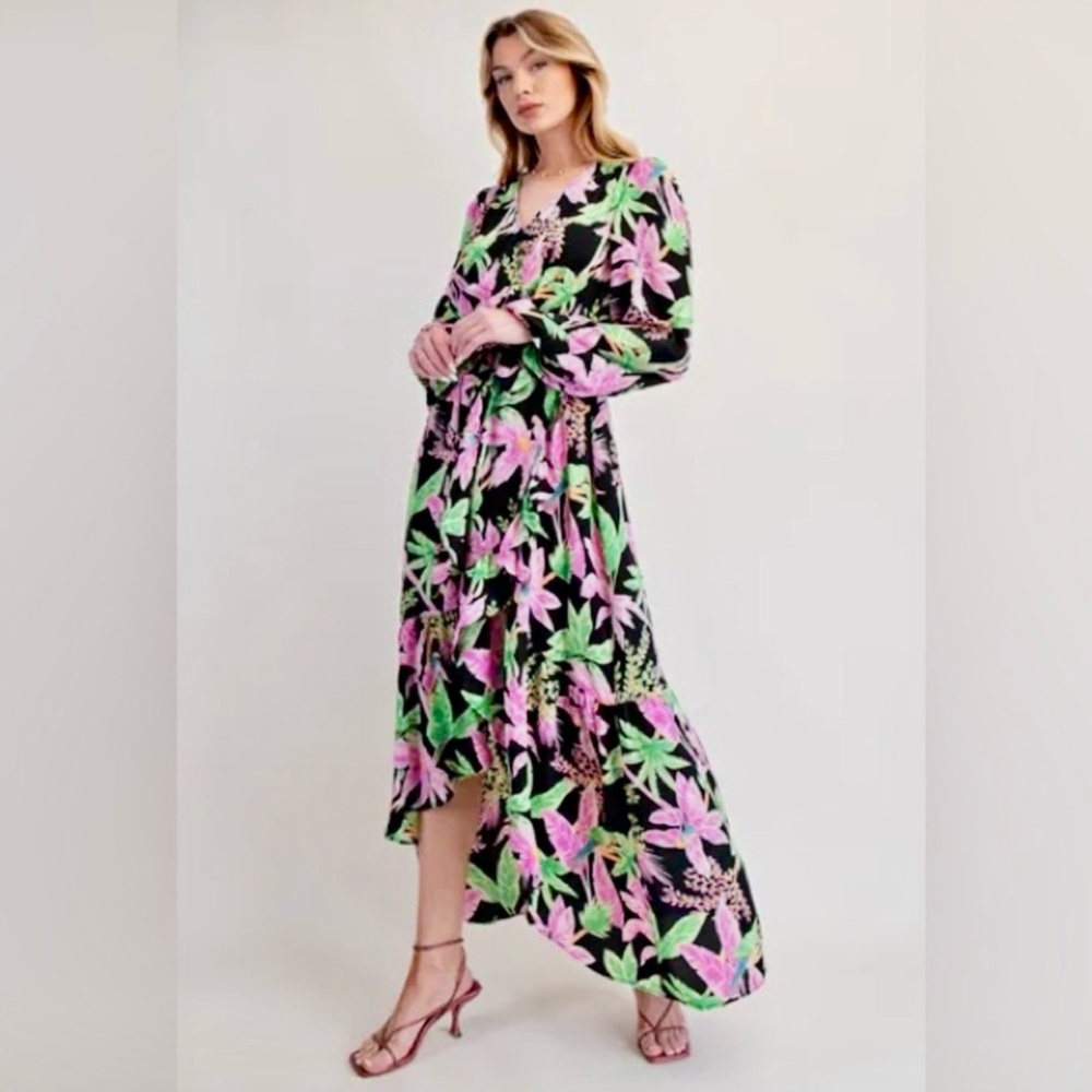 NWT Easel Floral Maxi Dress